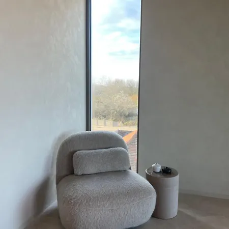 Daire House Stellar Brugge